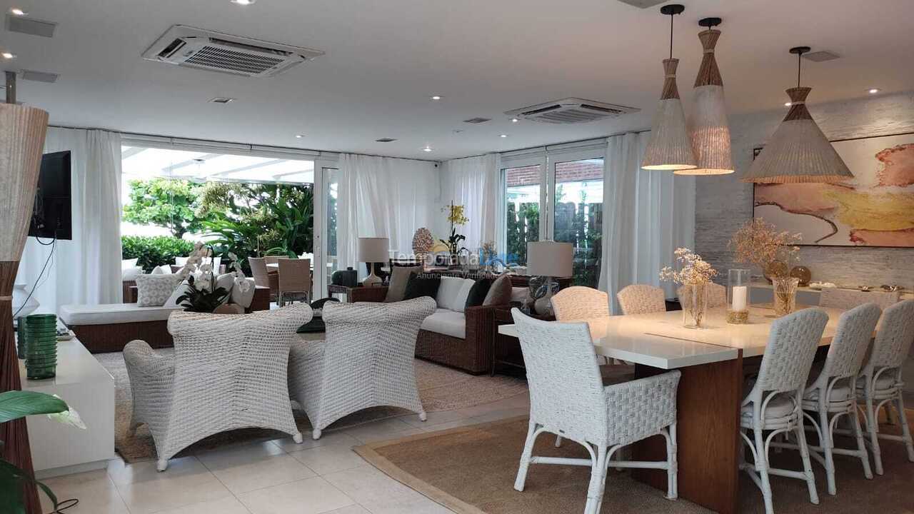 Casa para aluguel de temporada em São Sebastião (Juquehy)