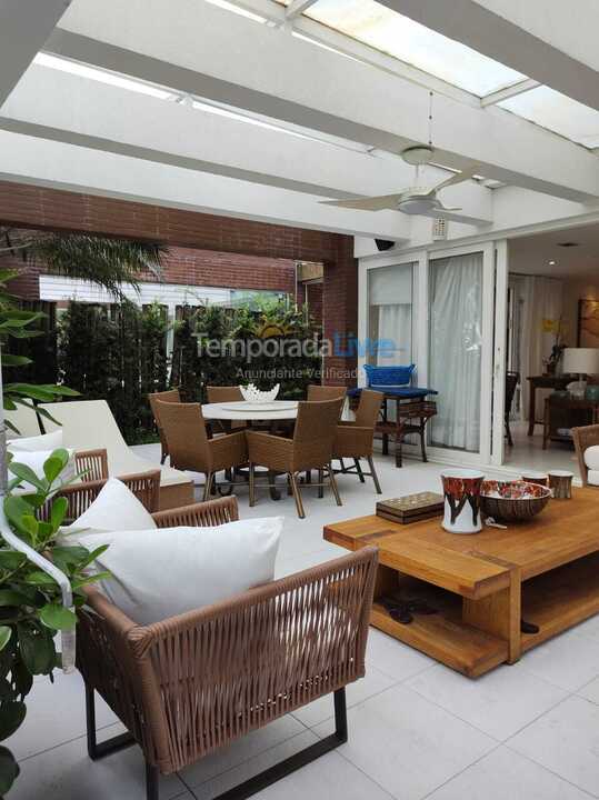 Casa para aluguel de temporada em São Sebastião (Juquehy)