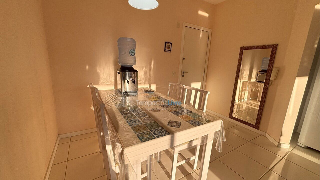Apartamento para aluguel de temporada em Bombinhas (Praia de Bombas)