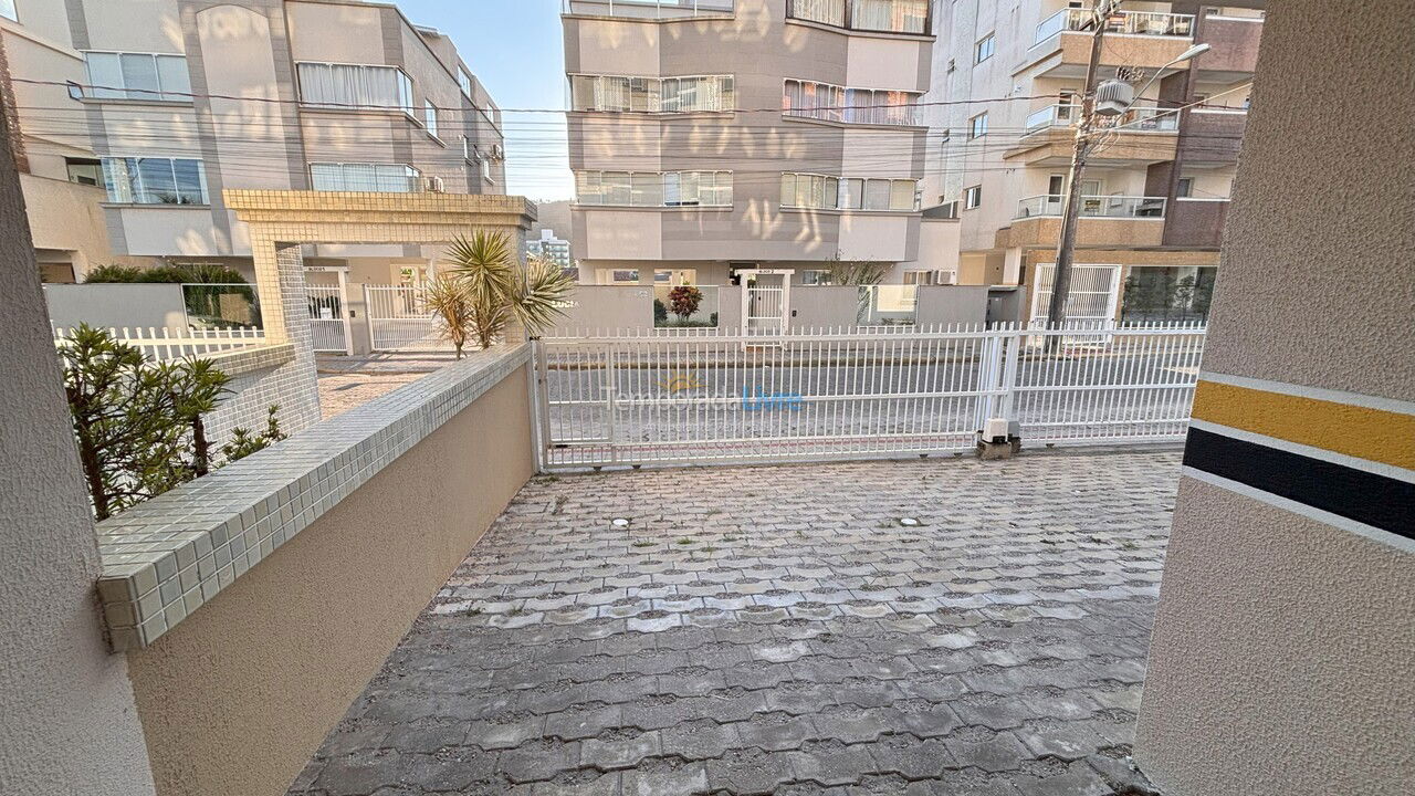 Apartamento para aluguel de temporada em Bombinhas (Praia de Bombas)