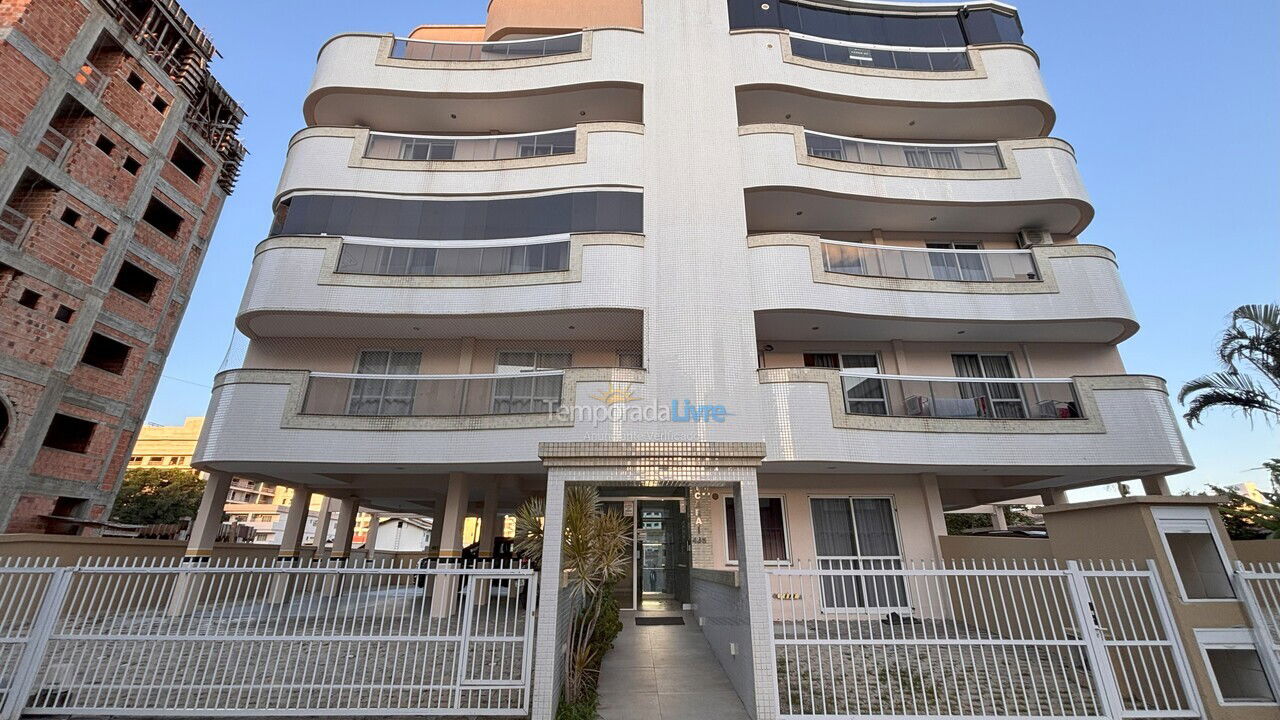 Apartamento para aluguel de temporada em Bombinhas (Praia de Bombas)