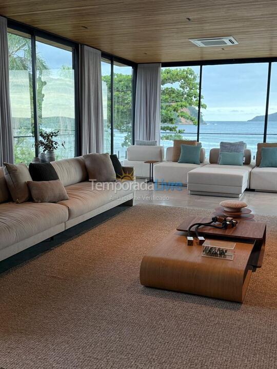 House for vacation rental in São Sebastião (Praia da Baleia)