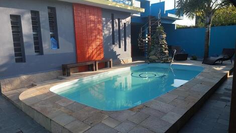 Beautiful House with Pool and Games Room and is Close to the Beach
