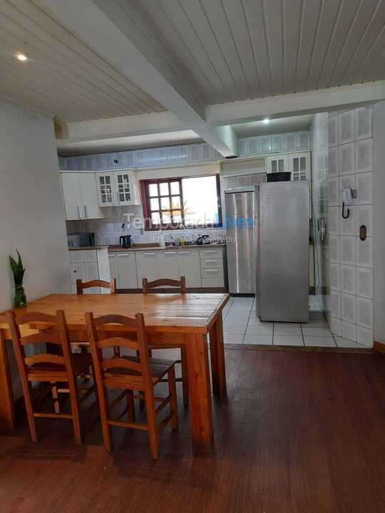 House for vacation rental in Balneário Camboriú (Centro)