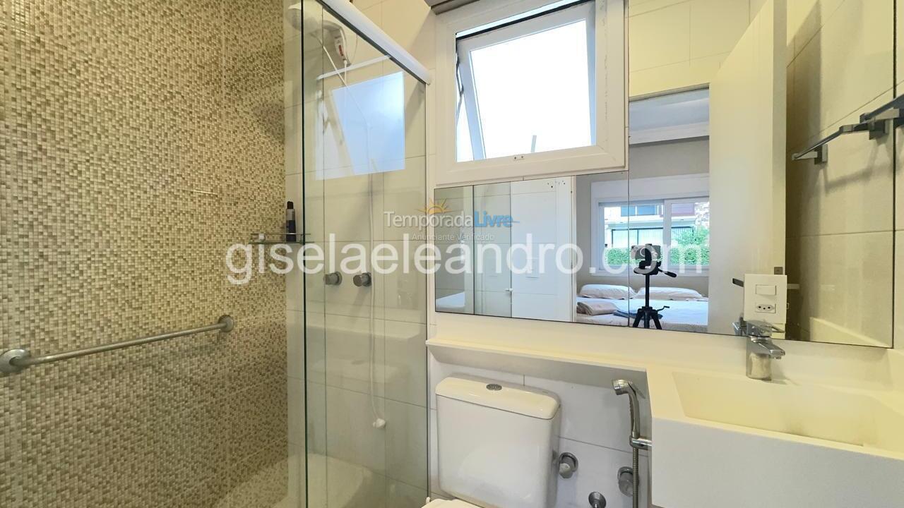 Casa para aluguel de temporada em Florianopolis (Jurerê Internacional)