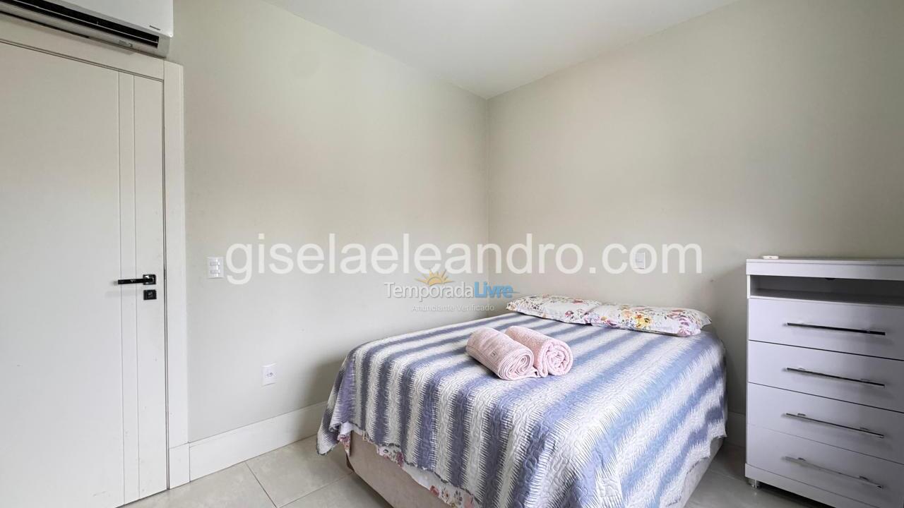 Casa para aluguel de temporada em Florianopolis (Jurerê Internacional)