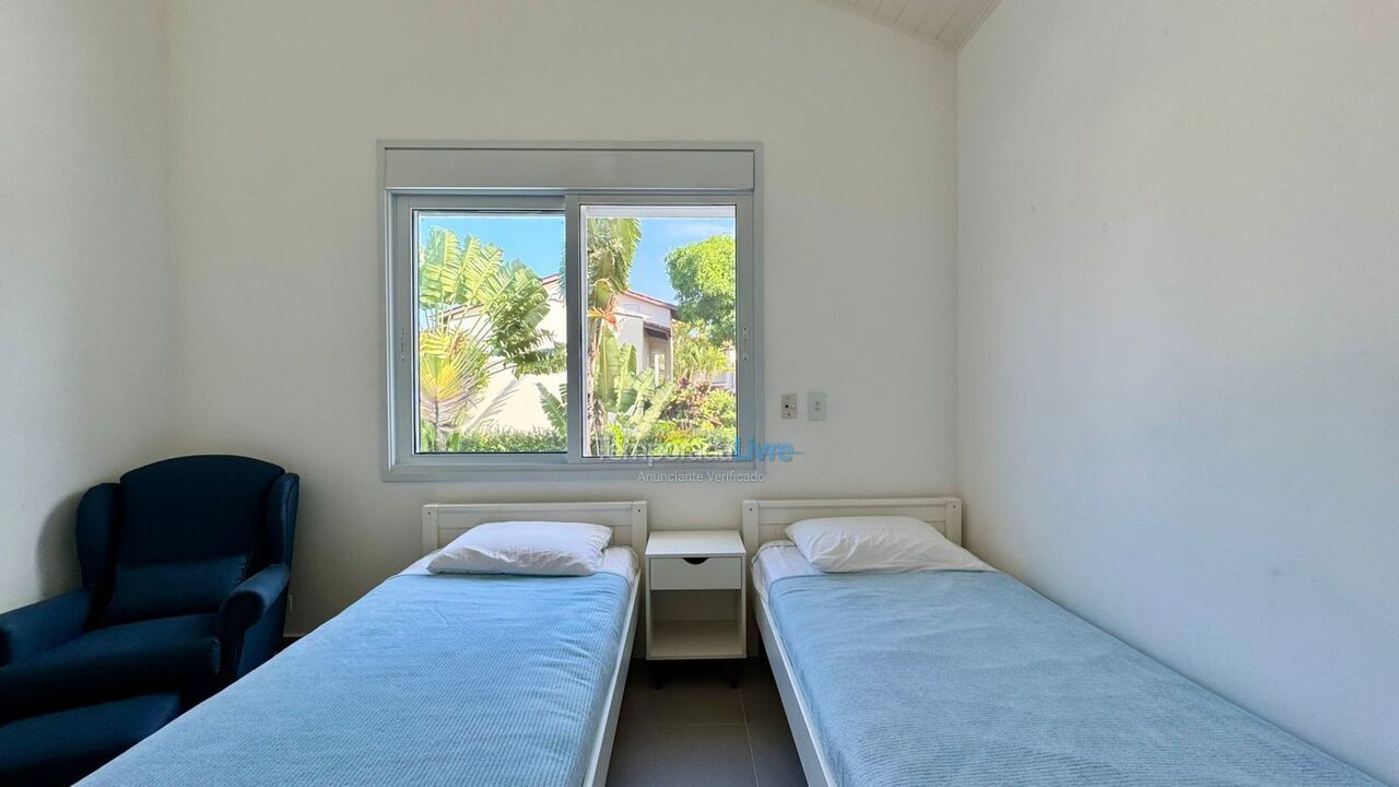 Casa para aluguel de temporada em São Sebastião (Praia da Baleia)