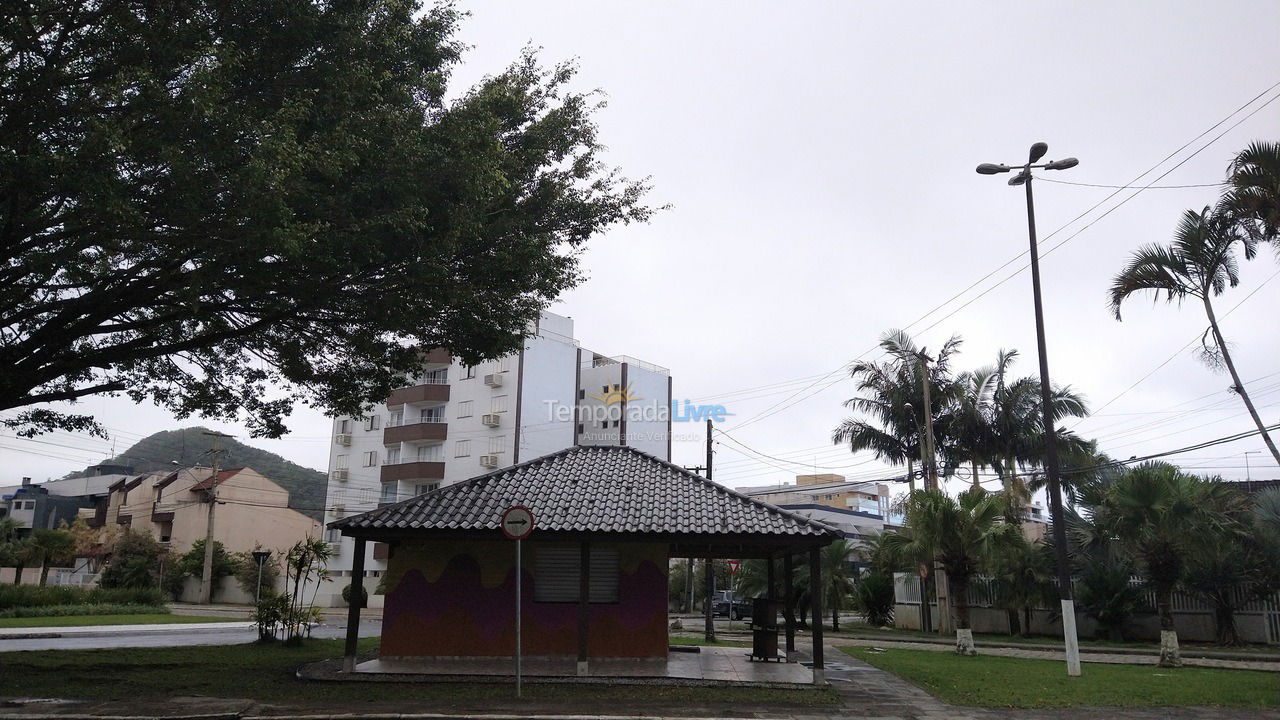 Apartment for vacation rental in Matinhos (Caiobá)