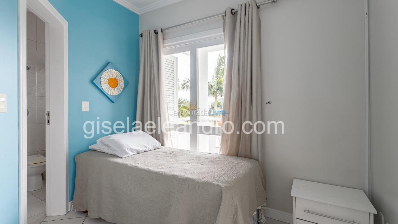Casa para aluguel de temporada em Florianopolis (Jurerê Internacional)