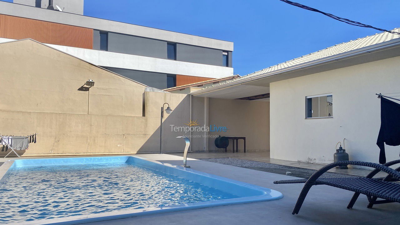 Casa para alquiler de vacaciones em Porto Belo (Centro)