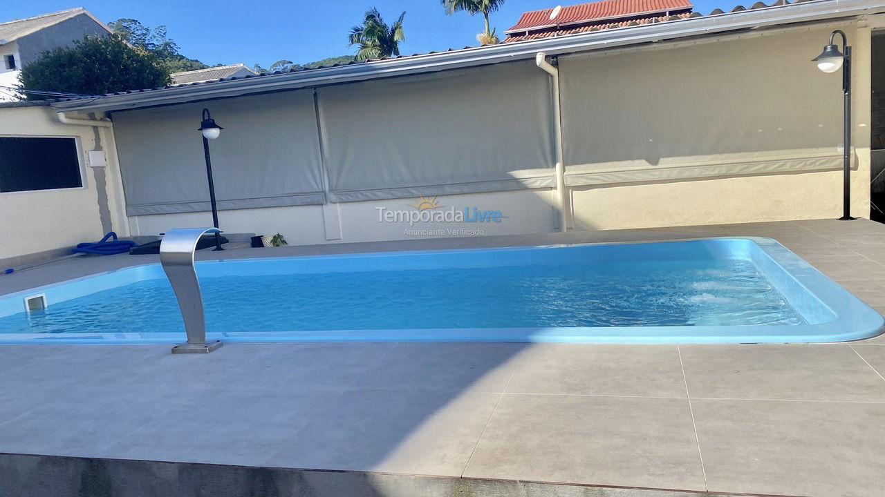 Casa para alquiler de vacaciones em Porto Belo (Centro)