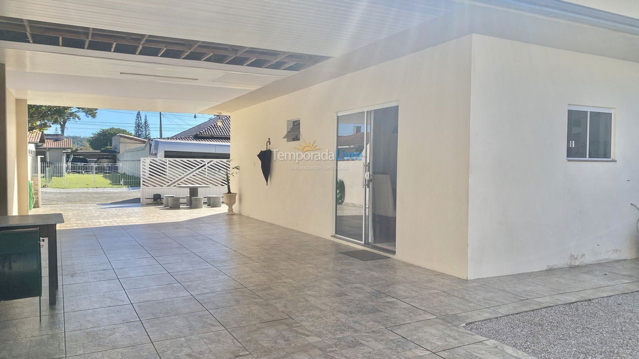 Casa para alquiler de vacaciones em Porto Belo (Centro)