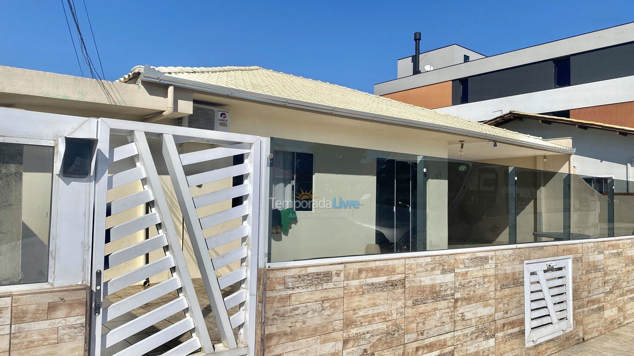 Casa para alquiler de vacaciones em Porto Belo (Centro)