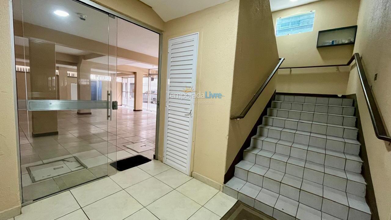 Apartamento para aluguel de temporada em Itapema (Meia Praia)