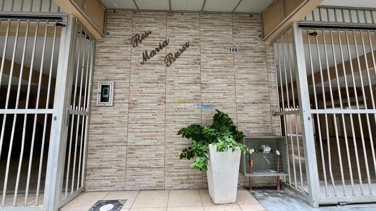 Apartamento para aluguel de temporada em Itapema (Meia Praia)