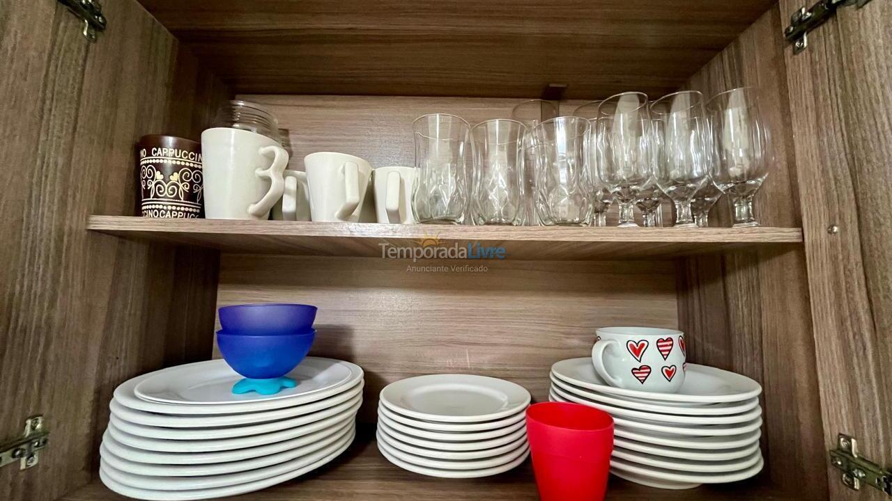 Apartamento para alquiler de vacaciones em Itapema (Meia Praia)