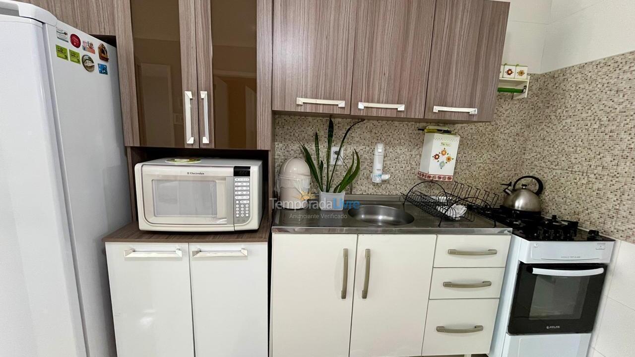 Apartamento para alquiler de vacaciones em Itapema (Meia Praia)