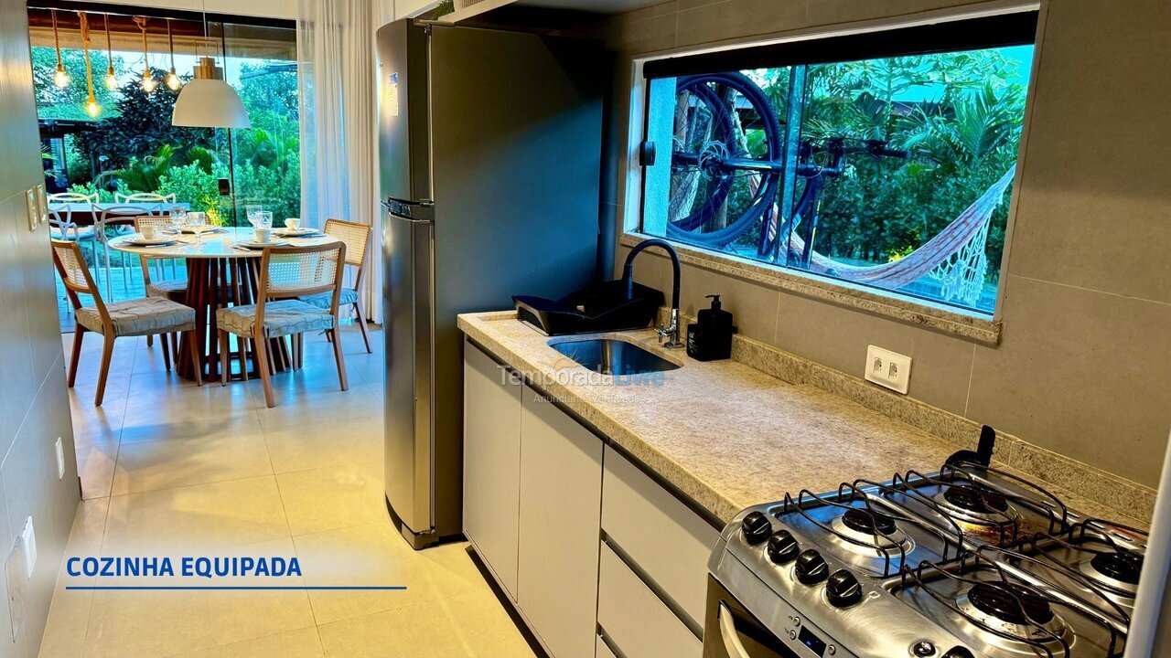 Casa para aluguel de temporada em Mata de São João (Praia do Forte)