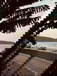 Espaço da frente para a praia