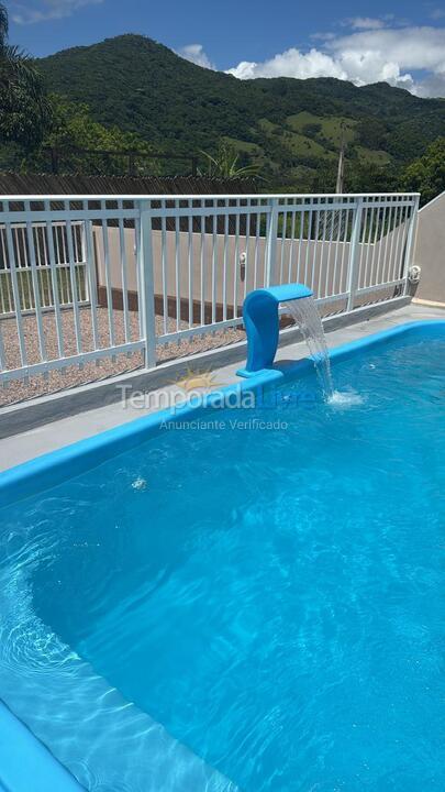 Apartamento para alquiler de vacaciones em Garopaba (Praia do Siriu)