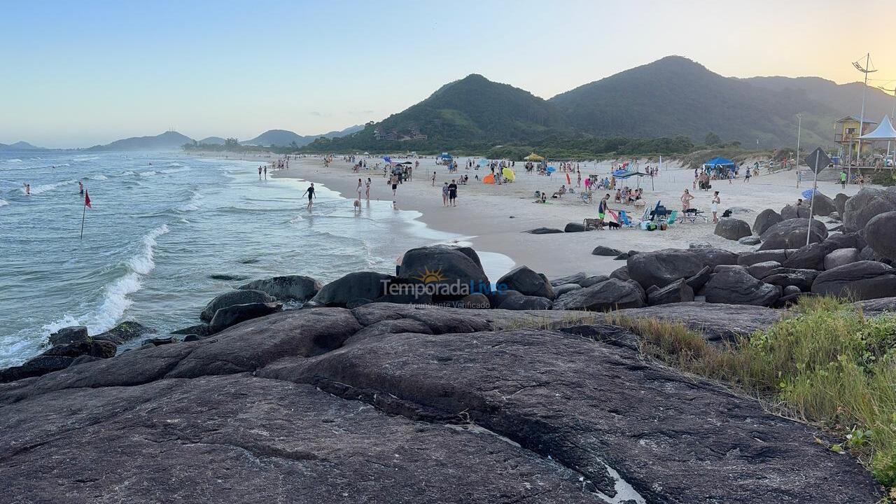 Apartamento para alquiler de vacaciones em Garopaba (Praia do Siriu)