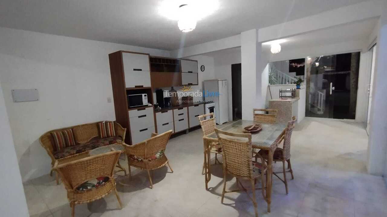 Casa para alquiler de vacaciones em Camaçari (Barra do Jacuípe)
