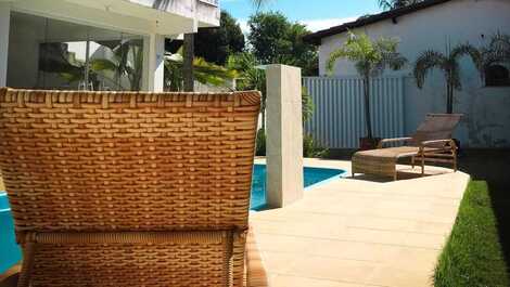 Preciosa casa cerca de la playa con zona de ocio y amplia piscina.
