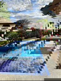 Casa 04 suítes em Jacuípe