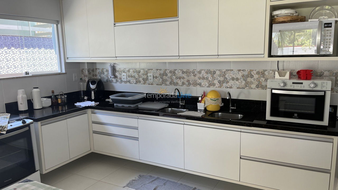 Casa para aluguel de temporada em Camaçari (Barra do Jacuípe)