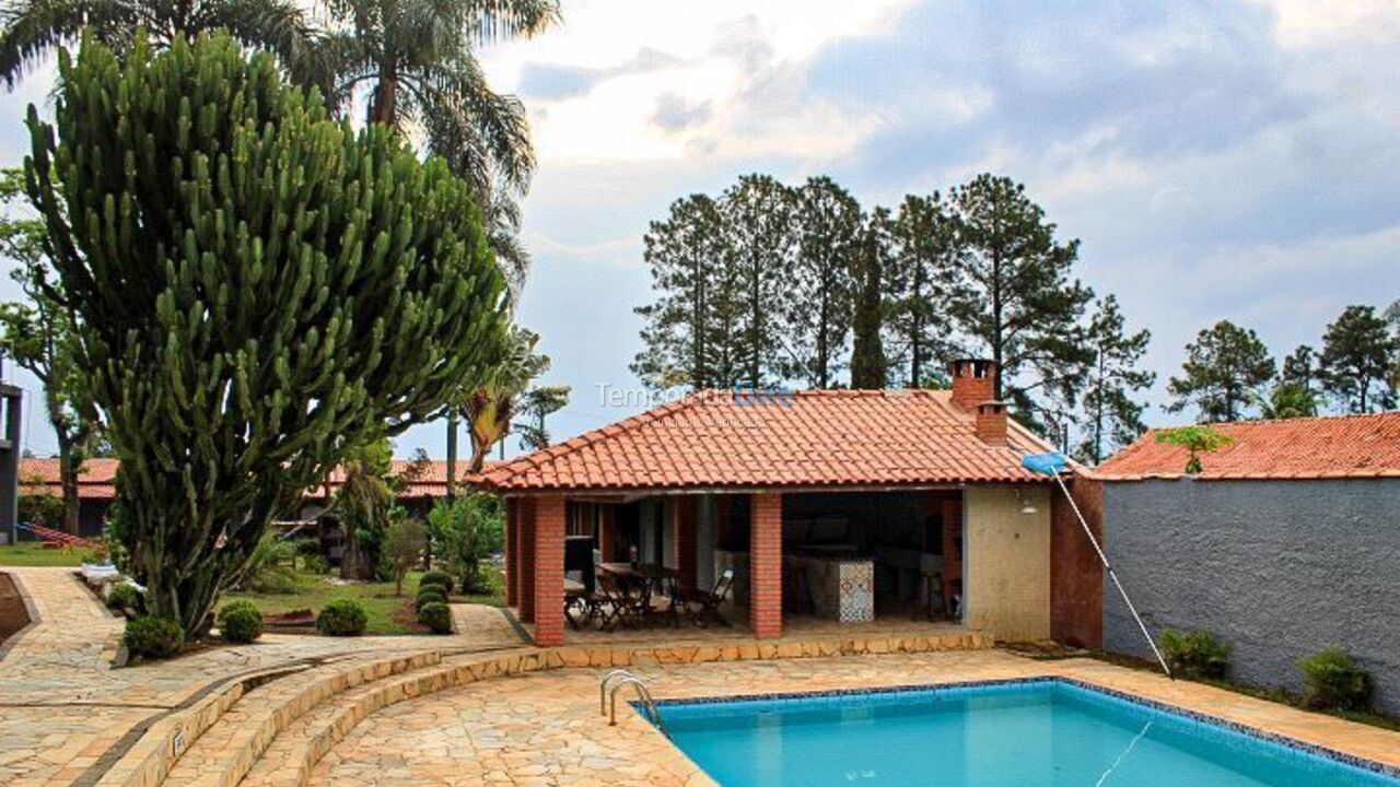 Chácara / sítio para aluguel de temporada em Mairinque (Moreiras)