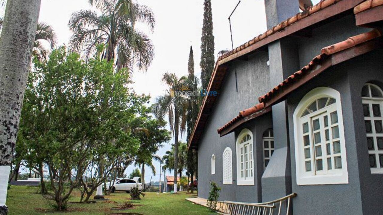 Chácara / sítio para aluguel de temporada em Mairinque (Moreiras)