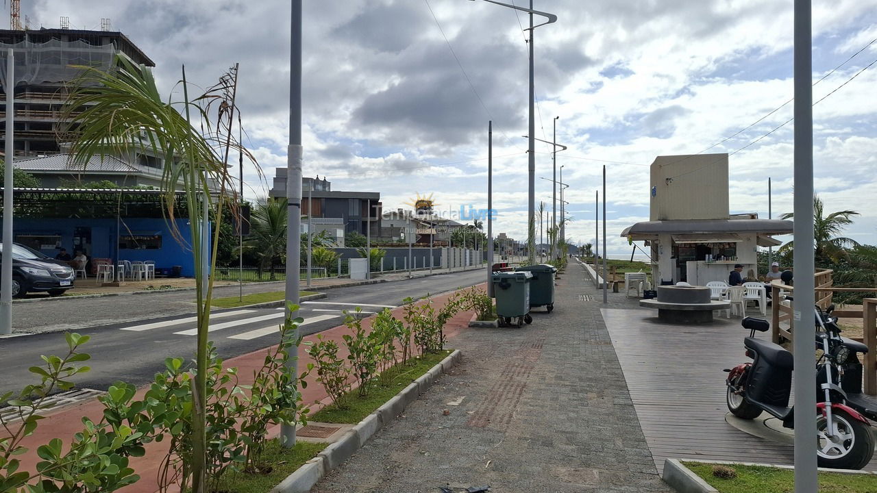 Apartment for vacation rental in Balneário Piçarras (Itacolomi)