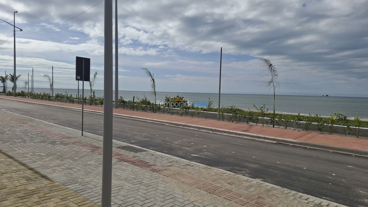 Apartment for vacation rental in Balneário Piçarras (Itacolomi)