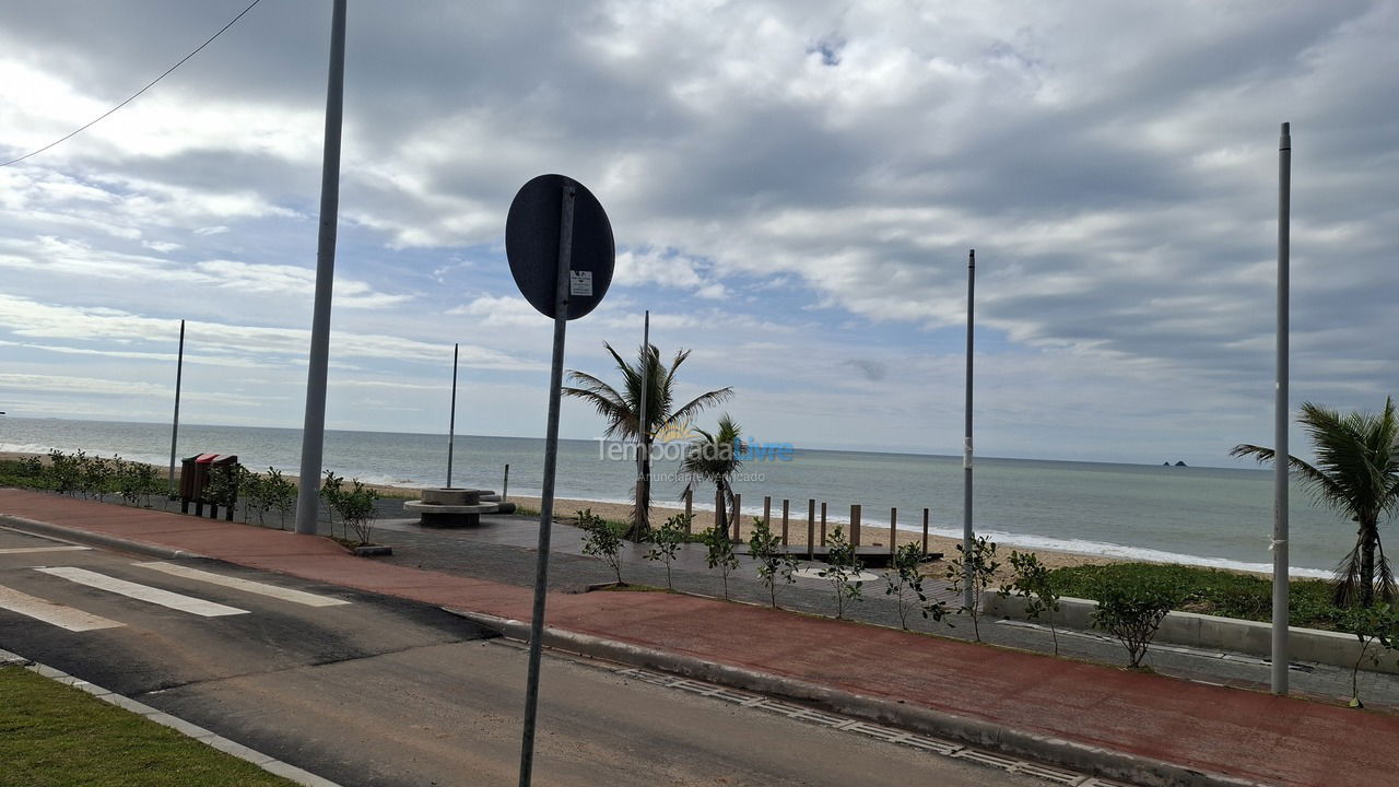 Apartment for vacation rental in Balneário Piçarras (Itacolomi)