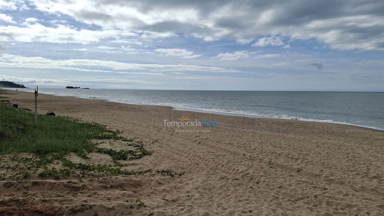 Apartment for vacation rental in Balneário Piçarras (Itacolomi)