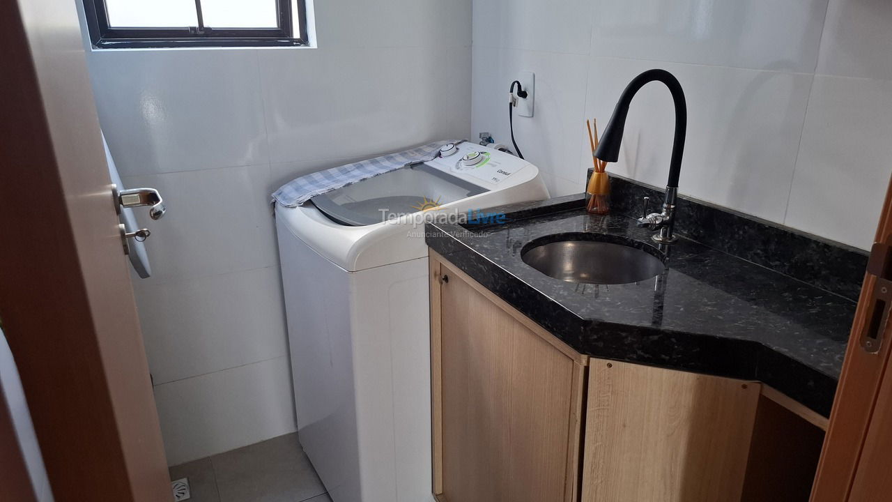 Apartment for vacation rental in Balneário Piçarras (Itacolomi)