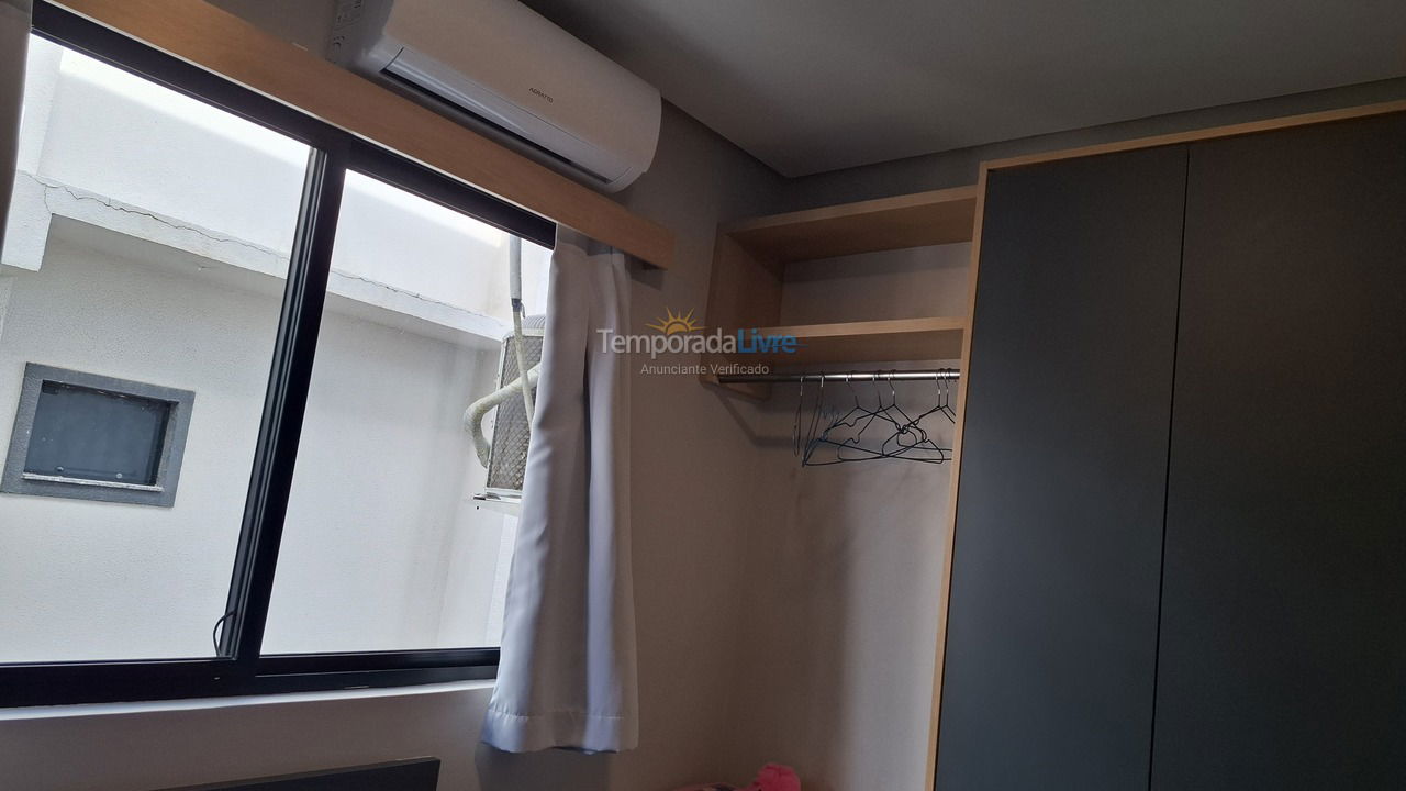 Apartment for vacation rental in Balneário Piçarras (Itacolomi)