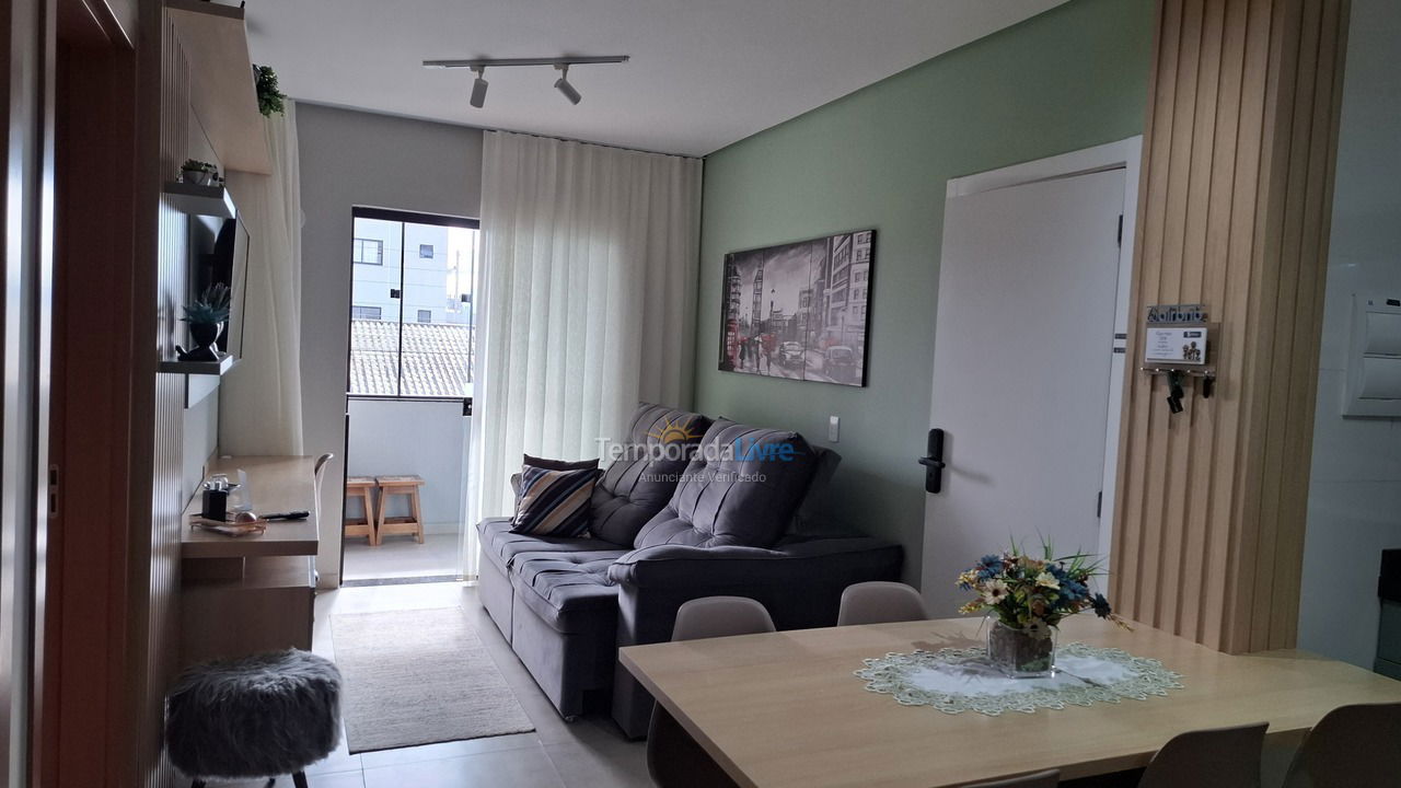 Apartment for vacation rental in Balneário Piçarras (Itacolomi)