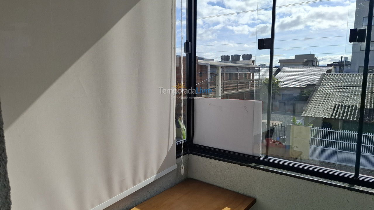 Apartment for vacation rental in Balneário Piçarras (Itacolomi)