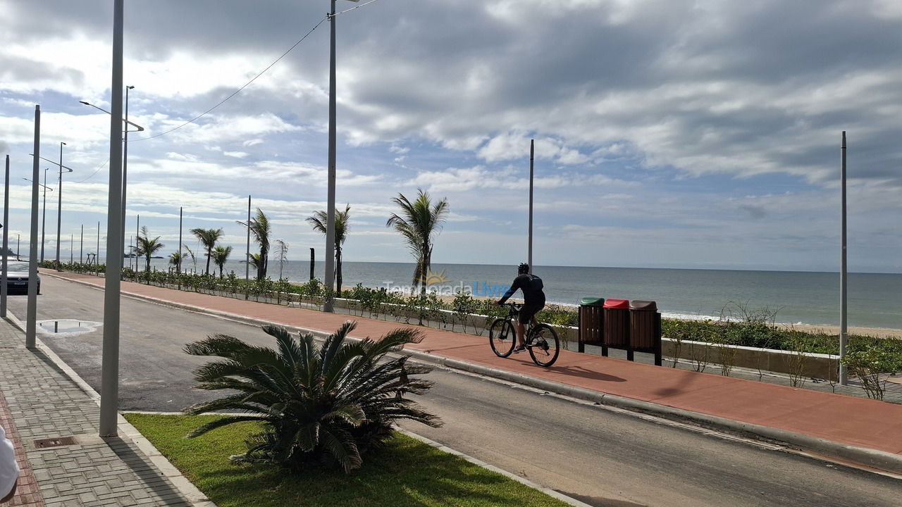 Apartment for vacation rental in Balneário Piçarras (Itacolomi)