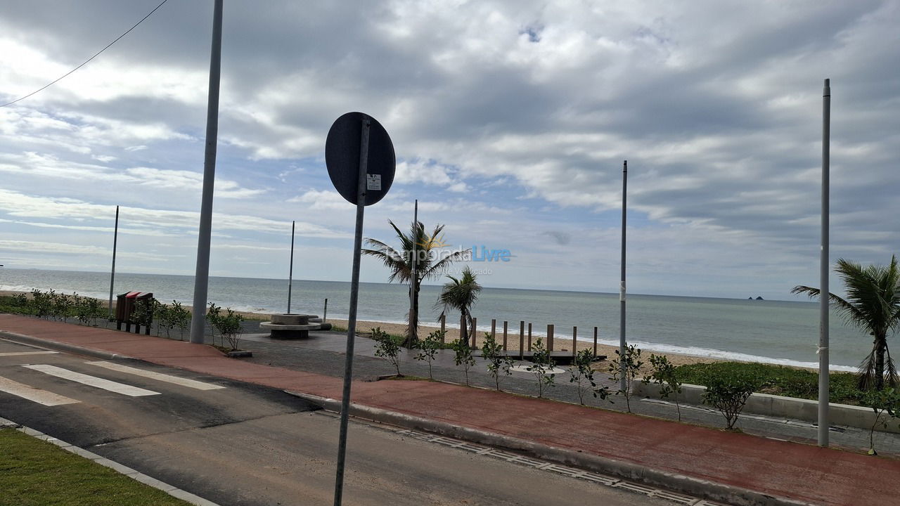 Apartment for vacation rental in Balneário Piçarras (Itacolomi)