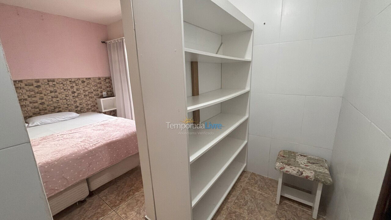 Casa para aluguel de temporada em Bombinhas (Praia de Bombas)