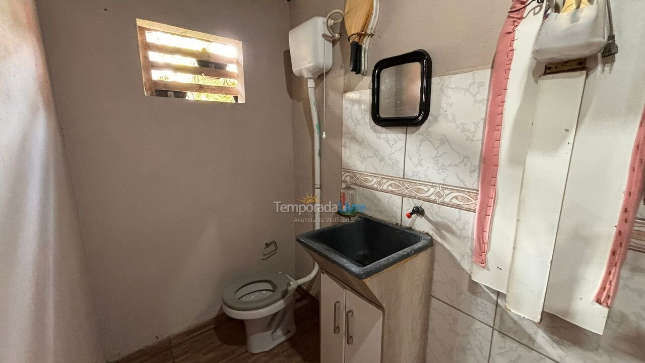 Casa para aluguel de temporada em Bombinhas (Praia de Bombas)