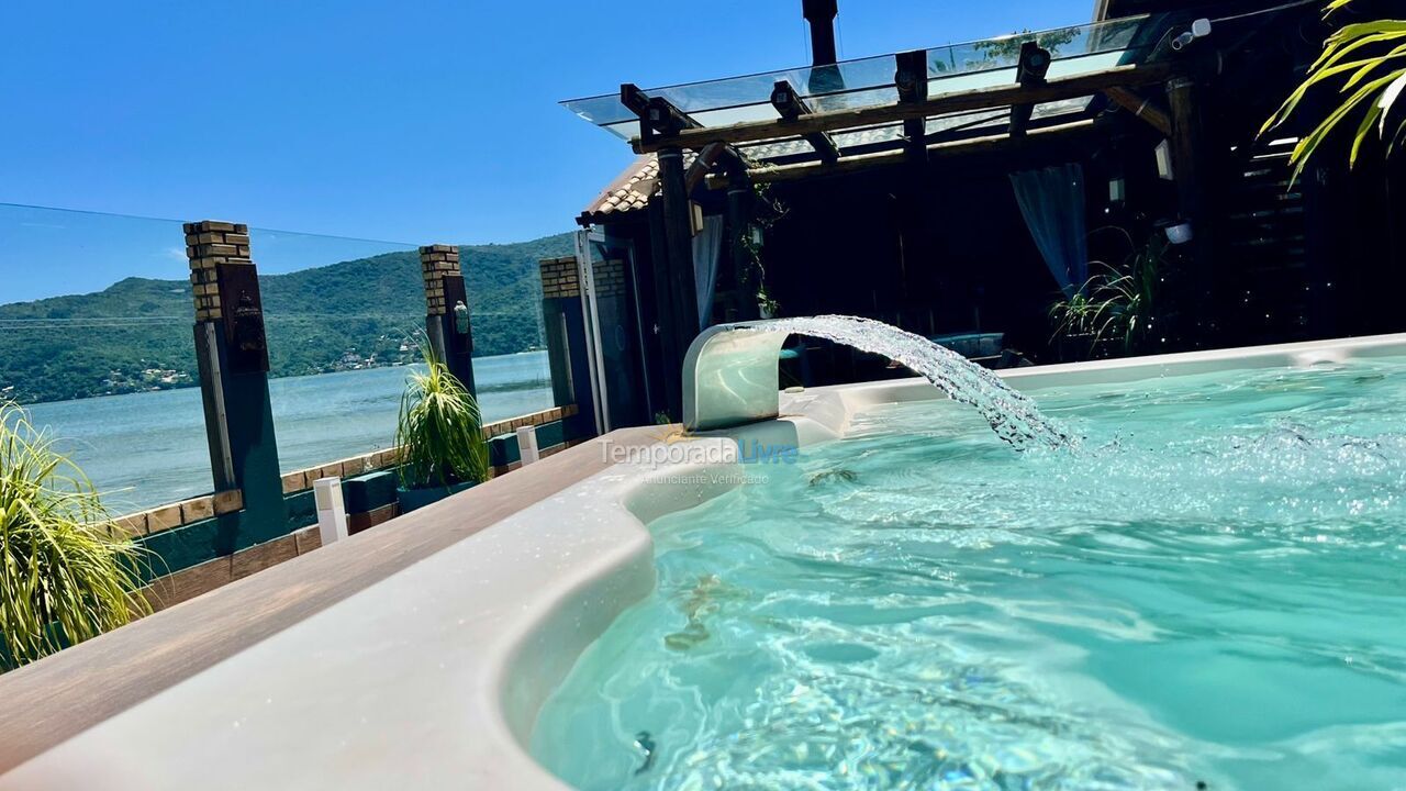 Casa para alquiler de vacaciones em Florianópolis (Barra da Lagoa)