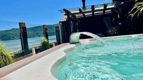 CASA CON ENCANTO FRENTE AL MAR - ALQUILER DE TEMPORADA