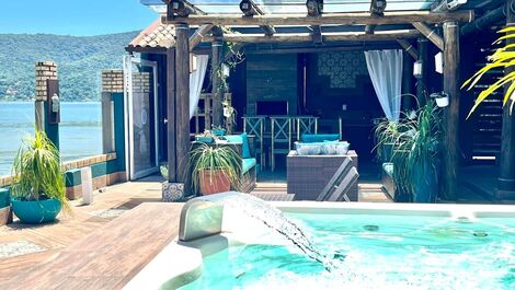 CASA CON ENCANTO FRENTE AL MAR - ALQUILER DE TEMPORADA