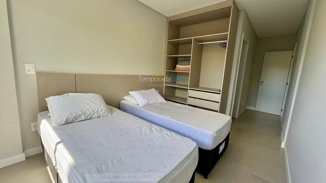 House for vacation rental in Bombinhas (Canto Grande)
