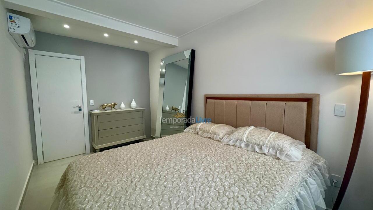 Apartment for vacation rental in Bombinhas (Canto Grande)