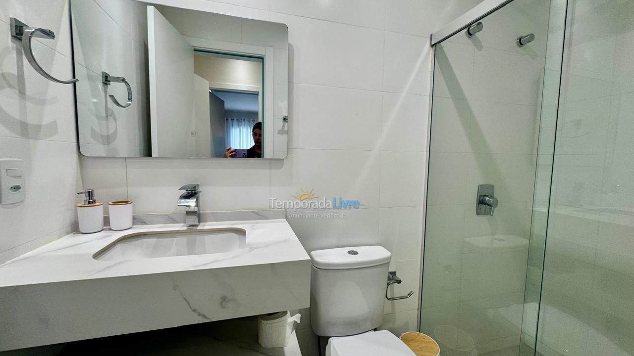 Apartment for vacation rental in Bombinhas (Canto Grande)