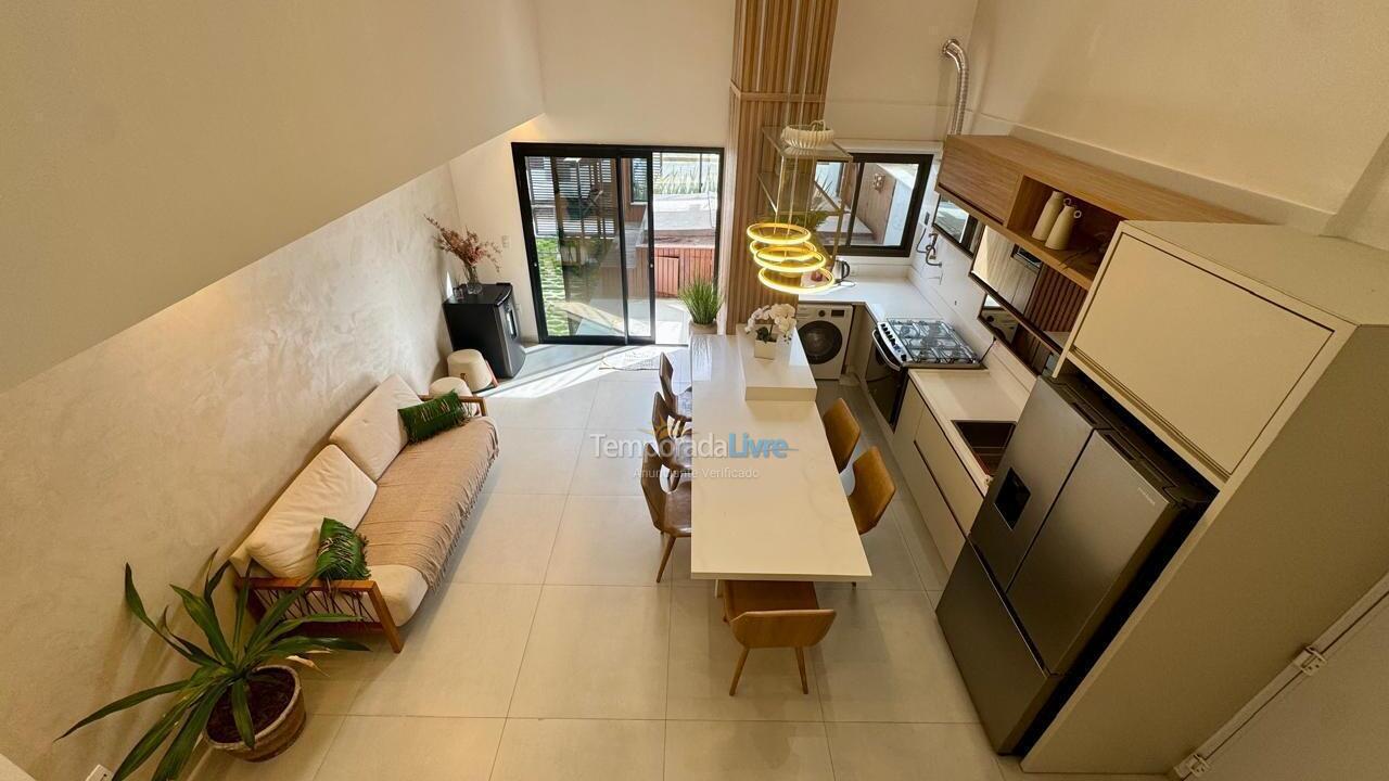 Apartment for vacation rental in Bombinhas (Canto Grande)